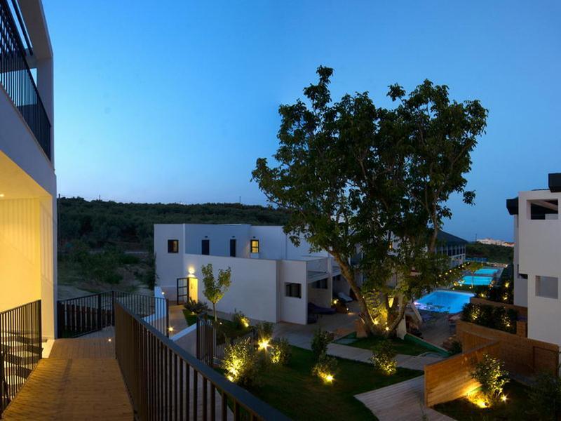 Aqua Bay Hotel Plános Exterior foto